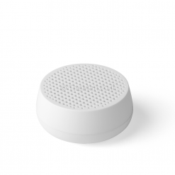רמקול בלוטוס MINO S WHITE LEXON, רמקול אלחוטי לטיולים ולנסיעות, רמקול נייד בצבע לבן, רמקול בלוטוס עגול, מתנה לעובדים, מתנה ממותגת לעובדים, רמקול בלוטות' נטען בעל עוצמת שמע של 3W, רמקול בלוטוס של לקסון