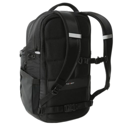 תיק גב שחור 31 ליטר -THE NORTH FACE, תיק גב מעוצב נורת' פייס, תיק גב שחור, תיק גב ממותג, תיק גב לעובדים, תיק גב ליומיום, תיק גב שחור לעבודה, תיק גב 31 ליטר, תיק גב גדול, תיק גב עם המון תאים, תיק גב עשוי חומרים ממוחזרים, תיק גב לטיולים, תיק גב מתנה לעובדים