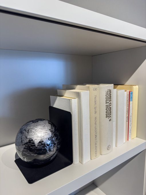 BOOKGLOBE מבית TROIKA
